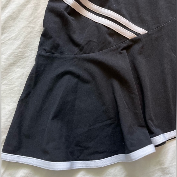 🎾 anyone?! Black & White Asymmetrical Mini Dress - Picture 2 of 8